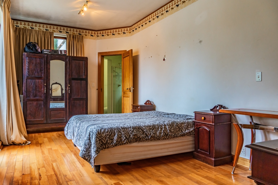 10 Bedroom Property for Sale in Bishopscourt Western Cape